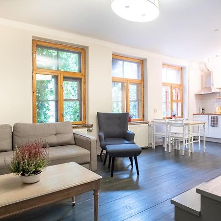 Dream Stay - Bright 2-Bedroom 2-Floor Old Town Apartment Таллінн Екстер'єр фото